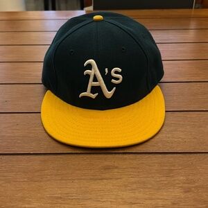 Oakland As hat